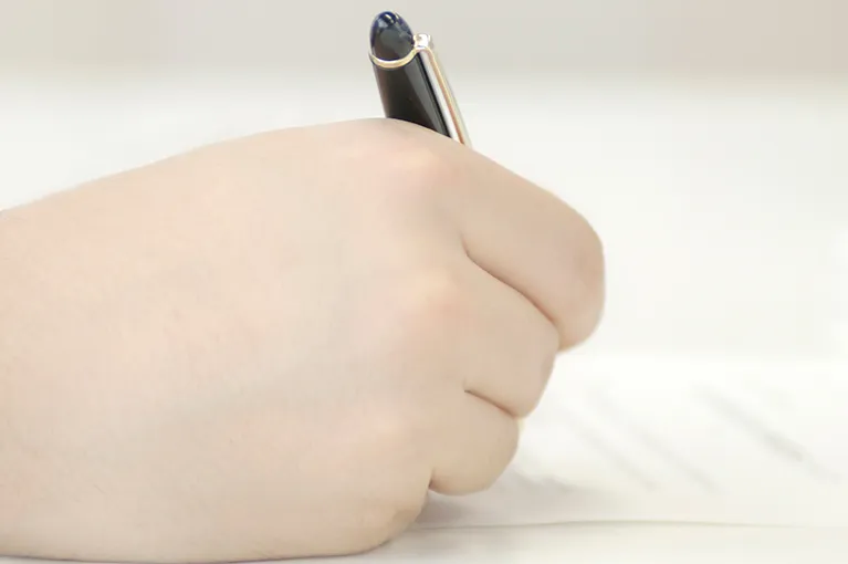 治療後、「5年間の無料保証」があります