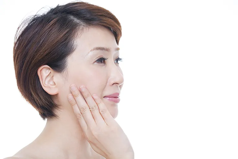 ほうれい線が気になる方へ